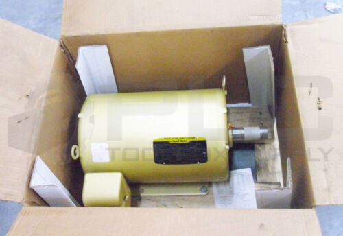 New In Box Abb Baldor-Reliance Em2513T Motor 1765Rpm Fr: 254T 15Hp 3Ph