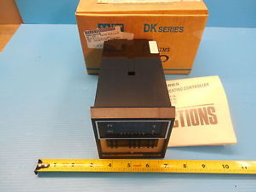 NEW CHINO DK 221 0/1V DIGITAL INDICATING CONTROLLER INDUSTRIAL MADE IN JAPAN