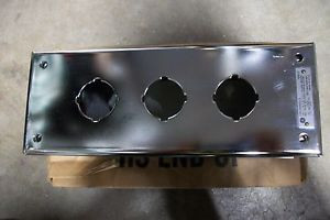 NEW GE PUSHBUTTON ENCLOSURE STAINLESS CR104PES13