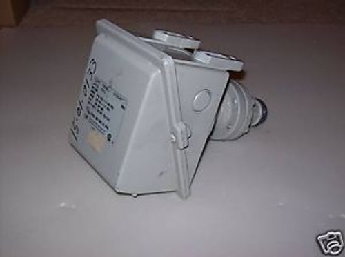 United Electric Controls J400 553 Pressure Switch New