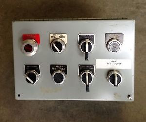 Hoffman Pushbutton Station Enclosure C8C12 Nema 12 W/ Pilot Lights & Pushbuttons