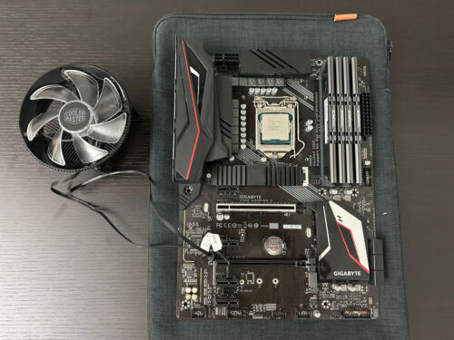 Intel I7 9700K Gigabyte Z390 Gaming X 32Gb Ram Ddr4 3200 + Cooler Fan (Bundle)