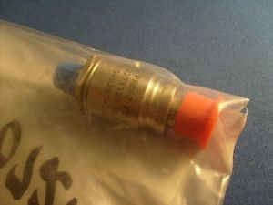 Chrystler # Xm67002 Pressure Switch 1A 28Vdc 12273320