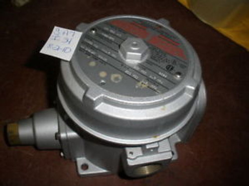 New United Electric Alum  Pressure Switch H122-270