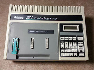 digelec 934 Portable EEPROM Programmer