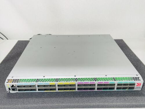 Brocade Br-Vdx6940-36Q-Ac-F 36 40 Gbe Qsfp+ Ports Switch W/ Powr Cords / Used