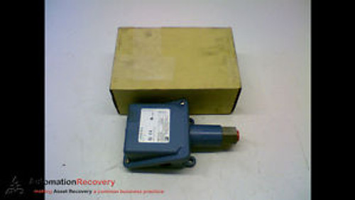 United Electric Controls H100-612 Pressure Switch 125/250/480Vac, New