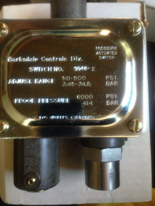 Barksdale Pressure Switch 9048-2 u.s.std.adj range 50-5000psi