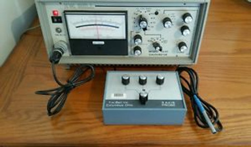 F.W. BELL 3 Axis Gaussmeter Tesla Meter Probe in working condition.