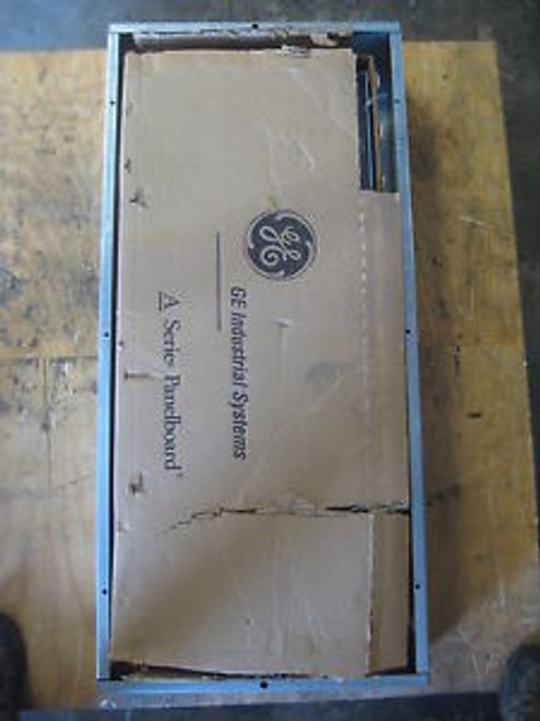 General Electric 225A Breaker Panel 208Y/120 V 3P4W 225 A Series II MLO GE New