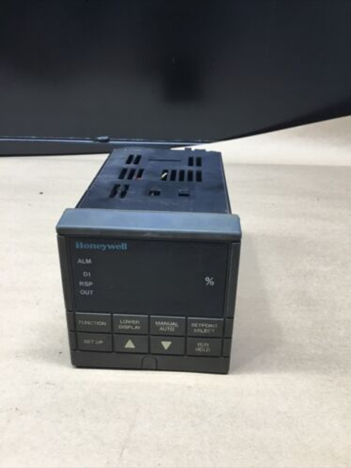 Honeywell Dc300K-T-000-20-0F00-0 Temperature Controller #701K132