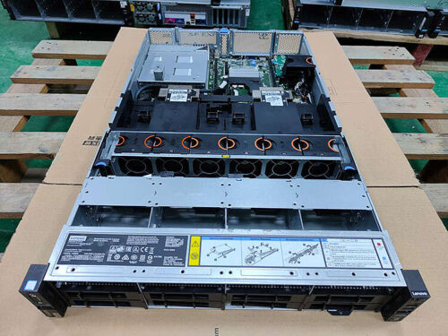 Lenovo Hr650X 2U Sever 123.5"Bays 2X550W Psu  Support 2Xlga3647 Cpu/8X Nvme U.2
