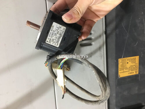 One Used Yaskawa Servo Motor Sgmp-01B312