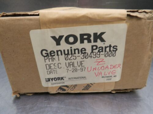 York 025-30499-000 Valve