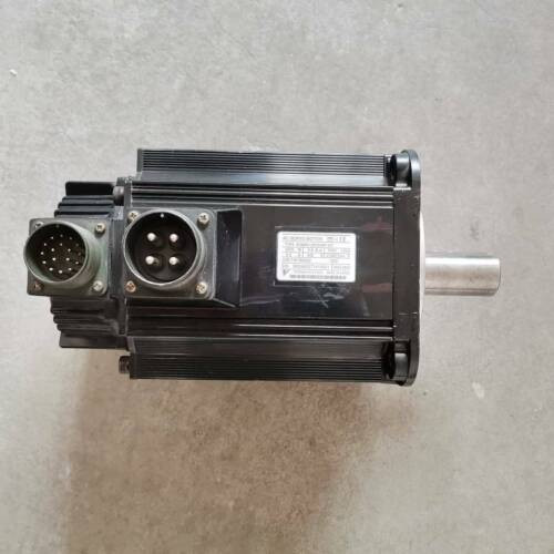 1Pcs Yaskawa Sgms-15A6Abcg Servo Motor Used