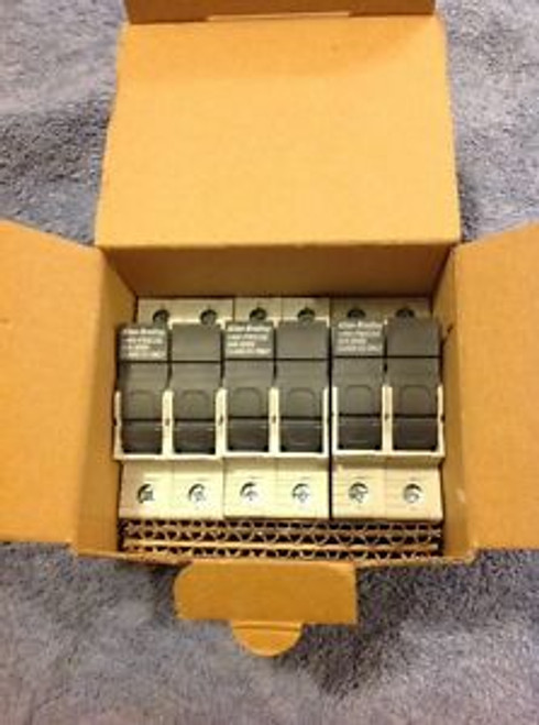 New Pack of (3) ALLEN BRADLEY 1492-FB2C30 FUSE HOLDERS