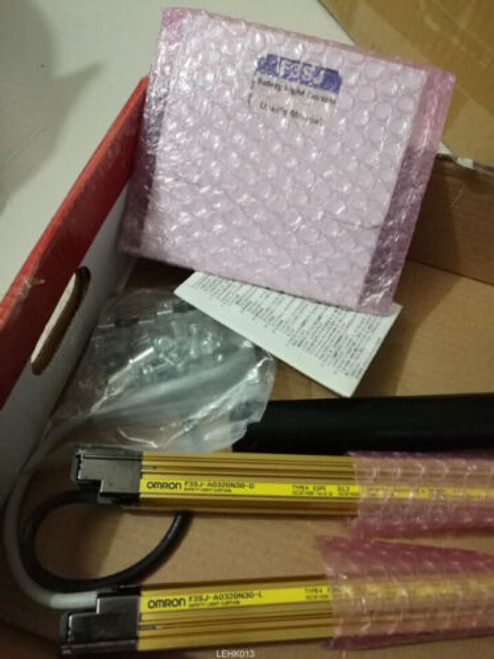 1Pc New Omron F3Sj-A0320N30