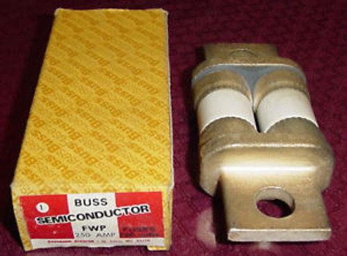 3 BUSSMANN SEMICONDUCTOR FUSE FWP 250 AMP 700 VOLT