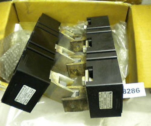 (8286) Pack of 2 Allen Bradley Fuse Block & Disconnect 40023-419-01 & X-410743