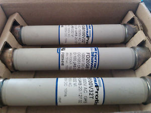 Ferraz Shawmut CC1051 CP GRB 20 127 32 1000VDC-1500VAC GRB 32AMP FUSE BOX OF 3