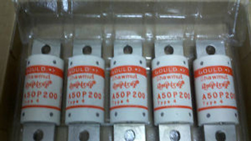 BOX OF 5 GOULD SHAWMUT A50P200-4 FUSES