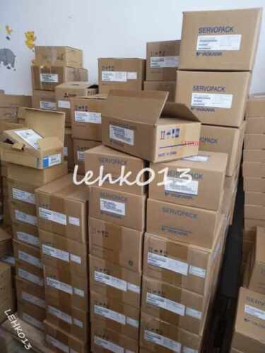 New Servo Motor Sgmah-04Baa61
