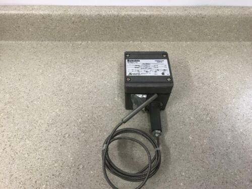 Barksdale Temp Switch T2H-M251S-A New