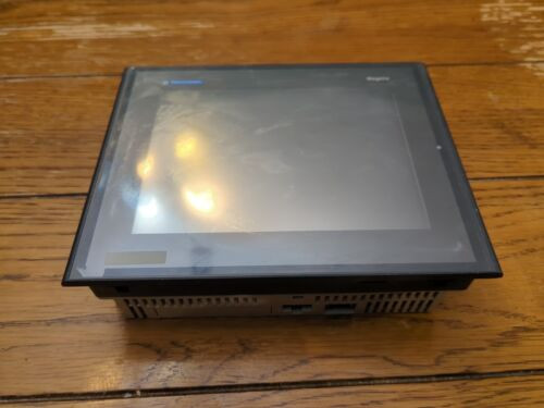 Panel Schneider Xbtgt4330