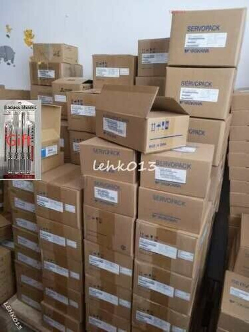 1Pcs New Sgmph-01A2A-Yr11