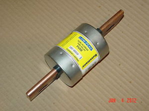 3x - Cooper Bussmann LPJ-600sp or 450sp Low-Peak Dual-Element Time-Delay Fuse