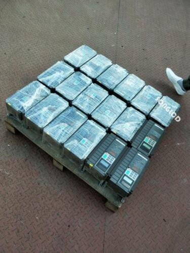 1Pcs  Frn2.2G11S-4Ww