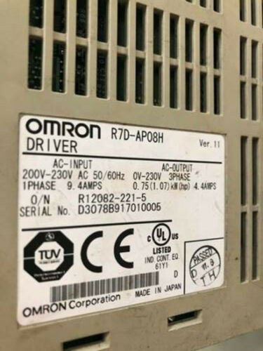 1Pc  Omron R7D-Ap08H Servo Drive