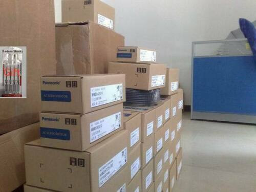 1Pcs Panasonic Servo Motor Mhme202Gch New In Box  Or  Ems