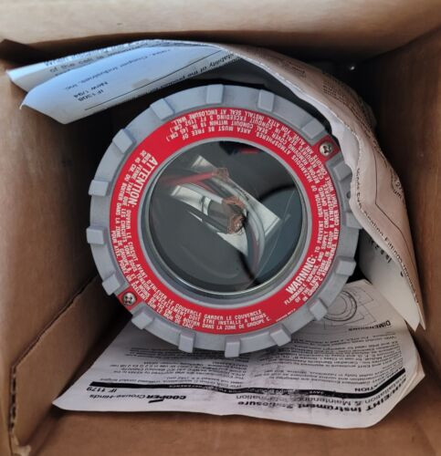 Cooper Crouse Hinds Ev2Ih208 277 Explosion Proof Enclosure W/Photocell 277V 400W