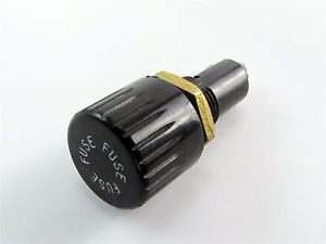 Fuse Holder, Bulkhead Mount Solder Eyelet 20A, 250V Max P/N 340276