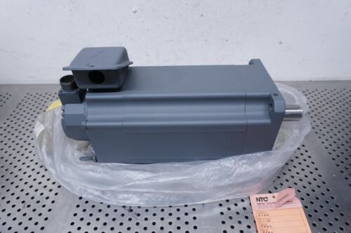 Brand New In Open Box Mitsubishi Ha-Sh502B Ac Servo Motor