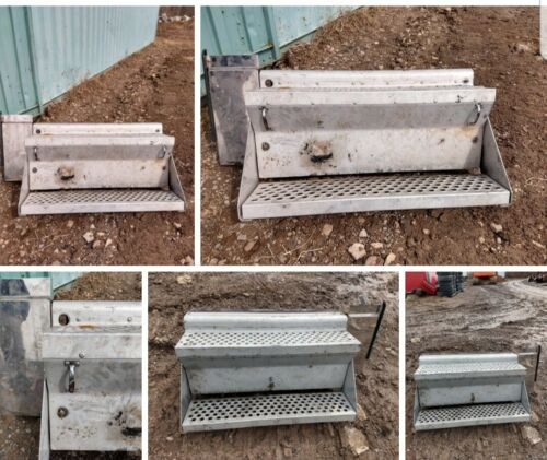 Set Of Commercial Truck Battery Box Steps Aluminium Steps Commercial Truck