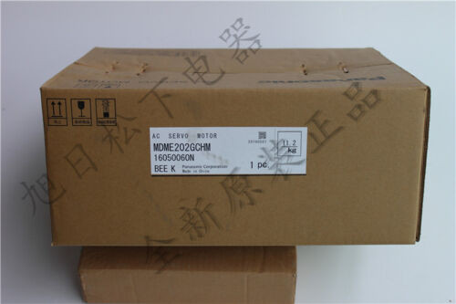 1Pcs New In Box Panasonic Servo Motor Mdme202Schm