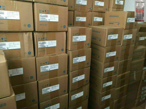 1Pcs New  Sgmph-08Aaahb61 Servo Drive/