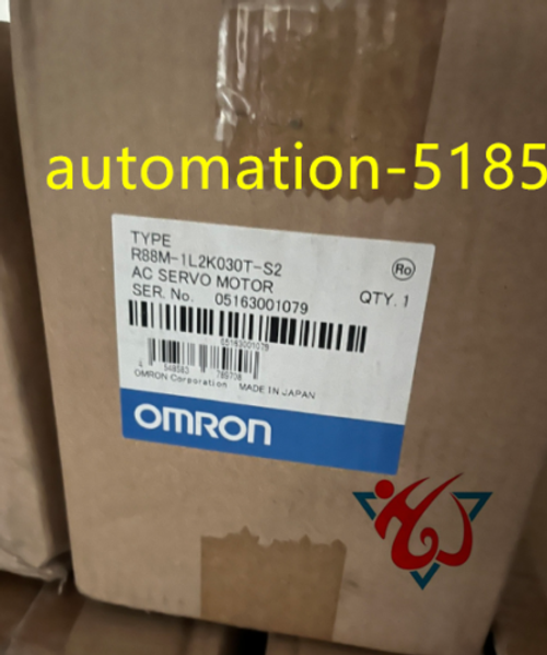 Omron Servo Motor R88M-1L2K030T-S2 New