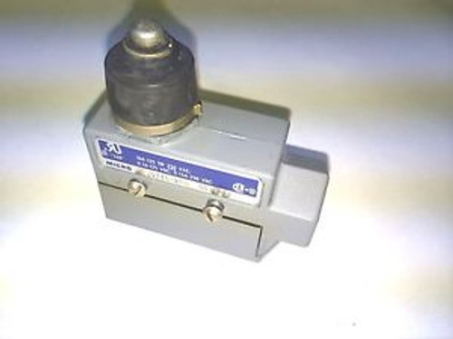 Square D micro switch DTE6-2RN 8818 10A 125 or 250 VAC