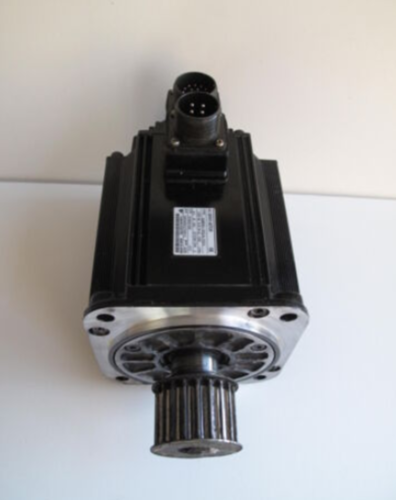 New Yaskawa Sgmgh-13Dca-Yg15 Ac Servo Motor