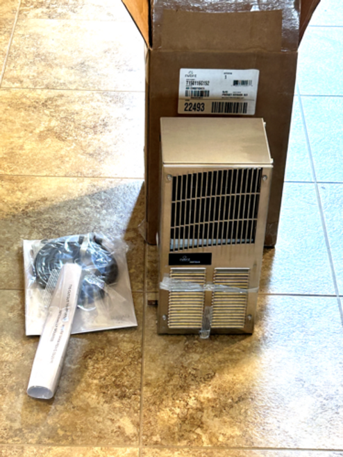 New! Nvent T150116G152 Control Panel Ac Unit 115 Vac Hoffman 800 Btu T-Series