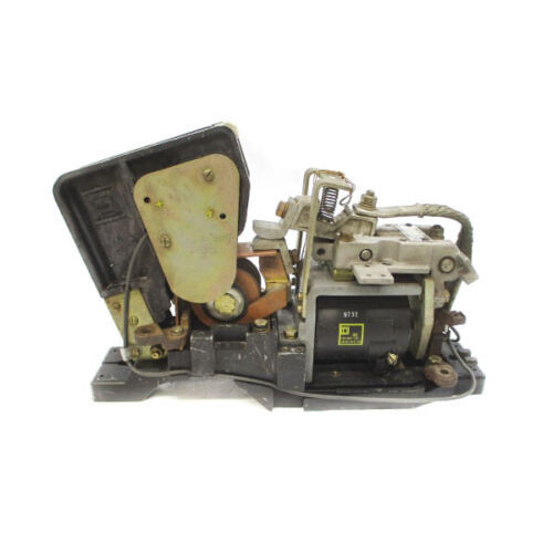 Square D 7004Mgo-3 Ser. A 115/120Vdc 300A