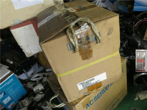 Yaskawa Ac Servo Motor Sgmdh-22A2A6S New In Box!!Via