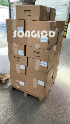 1Pcs New 22C-D045A103