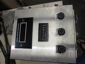 EATON DIGITAL WEIGHT IDICATOR UM C2004GADA 20W INPUT VOLT 117  (W4)