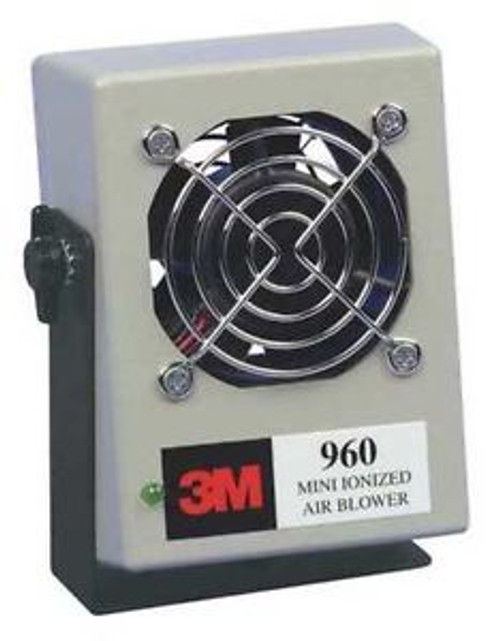 3M 960 Mini Air Ionizer G5096393