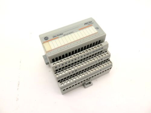 Allen-Bradley 1794-0A16 120Vac Output Module Flex I/O 16 Point