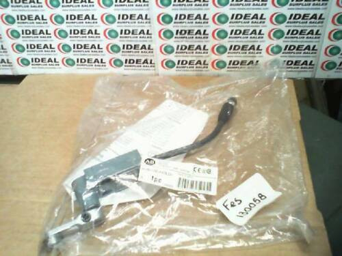 Allen Bradley Compact Limit Switch 802Bcsdaxsld4 New